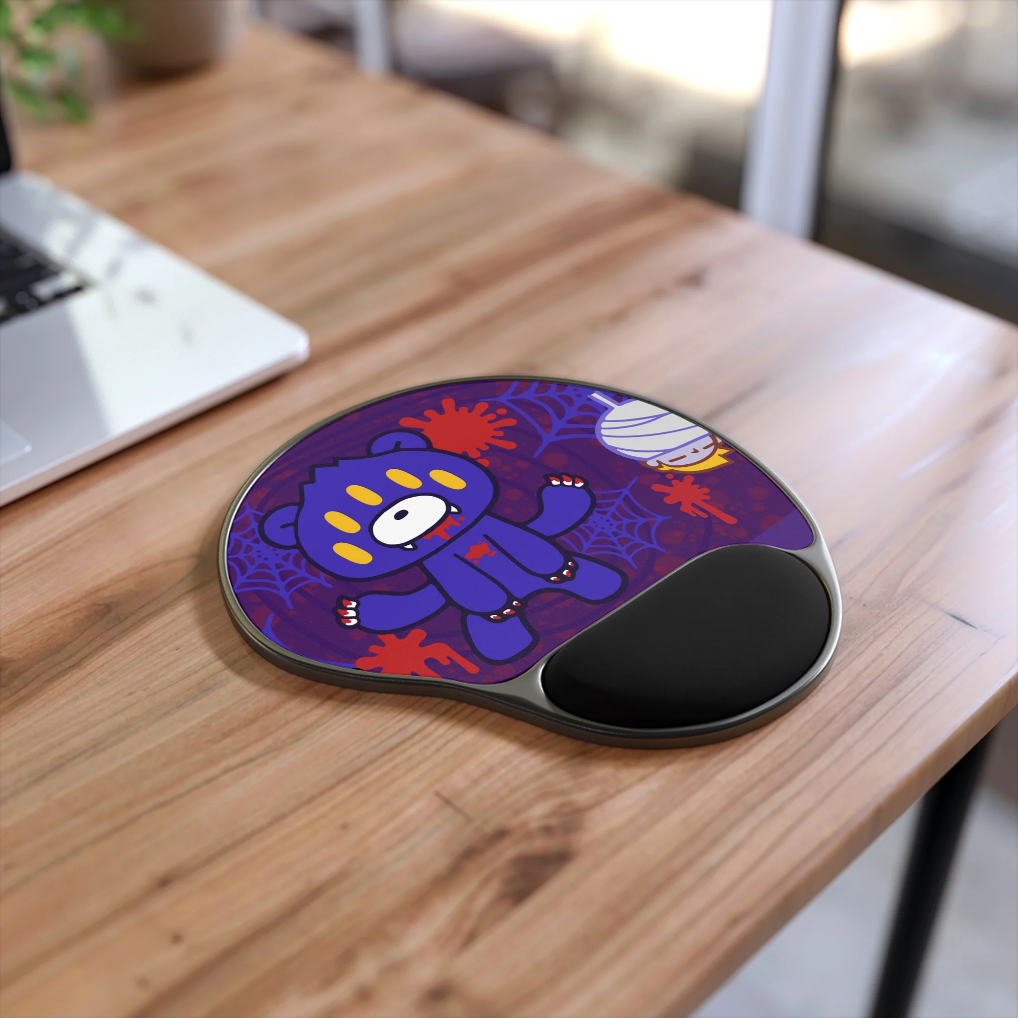Gloomy Spider Mouse Pad With Wrist Rest