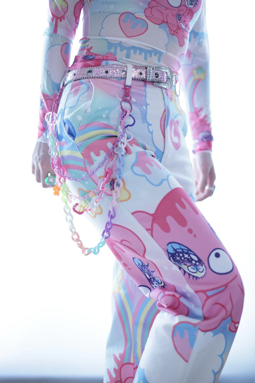 Plush Wonderland Denim Pants - Image 4